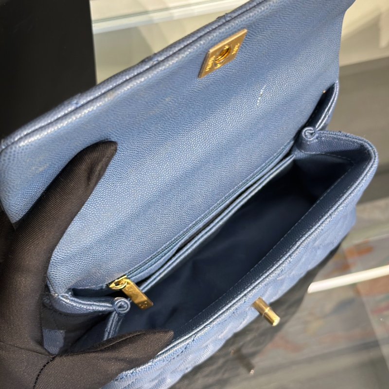 CHANEL Coco handle - 小號藍金24開-11