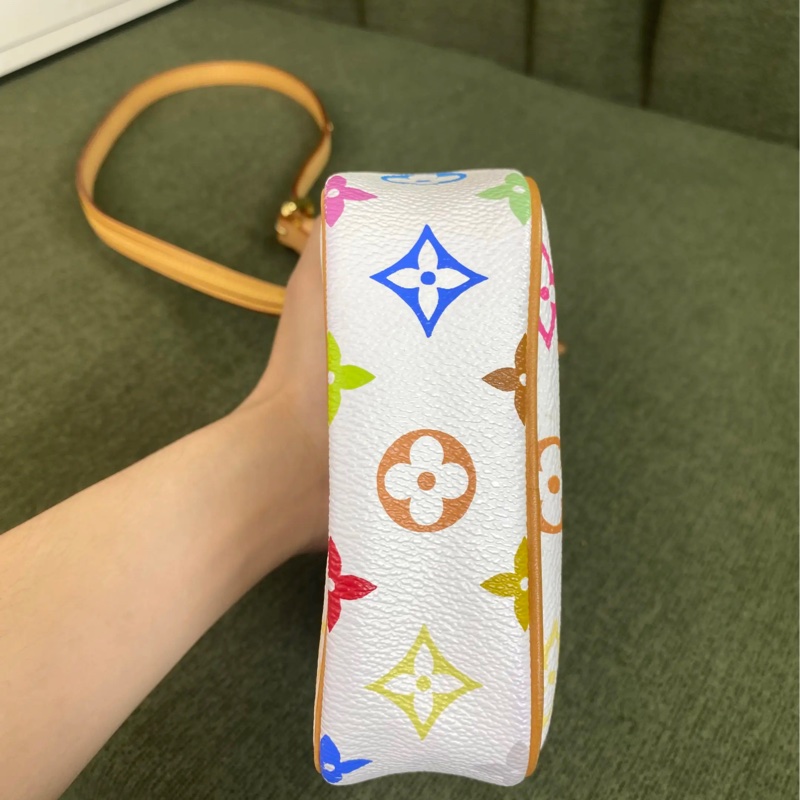 LV 白三彩金豆相機包-5