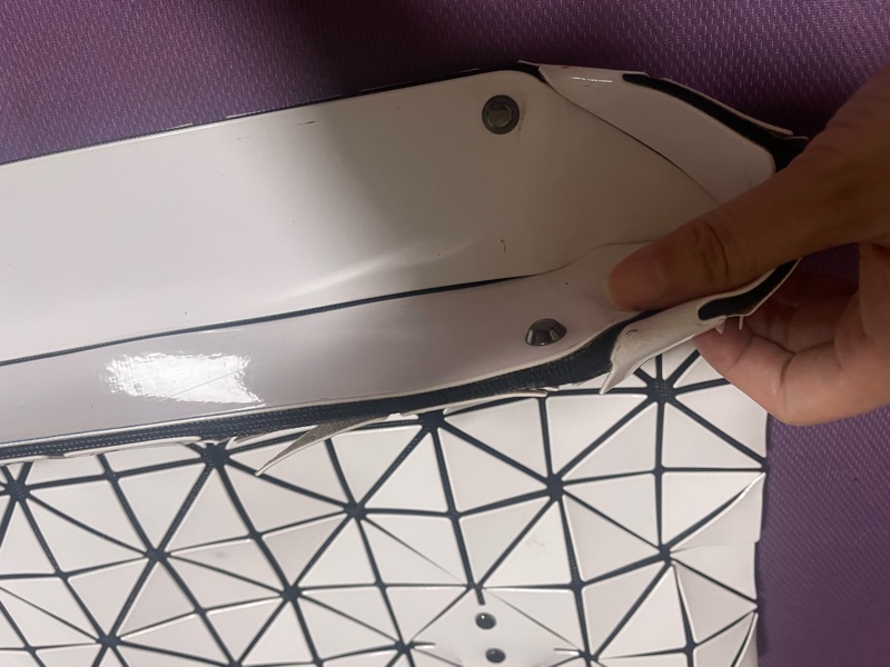 BAO BAO ISSEY MIYAKE 12x7 白色 幾何 長型 托特 拉鏈包-2