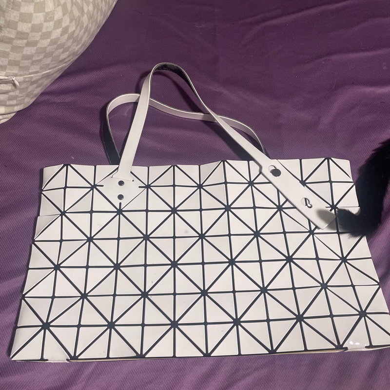 BAO BAO ISSEY MIYAKE 12x7 白色 幾何 長型 托特 拉鏈包-5