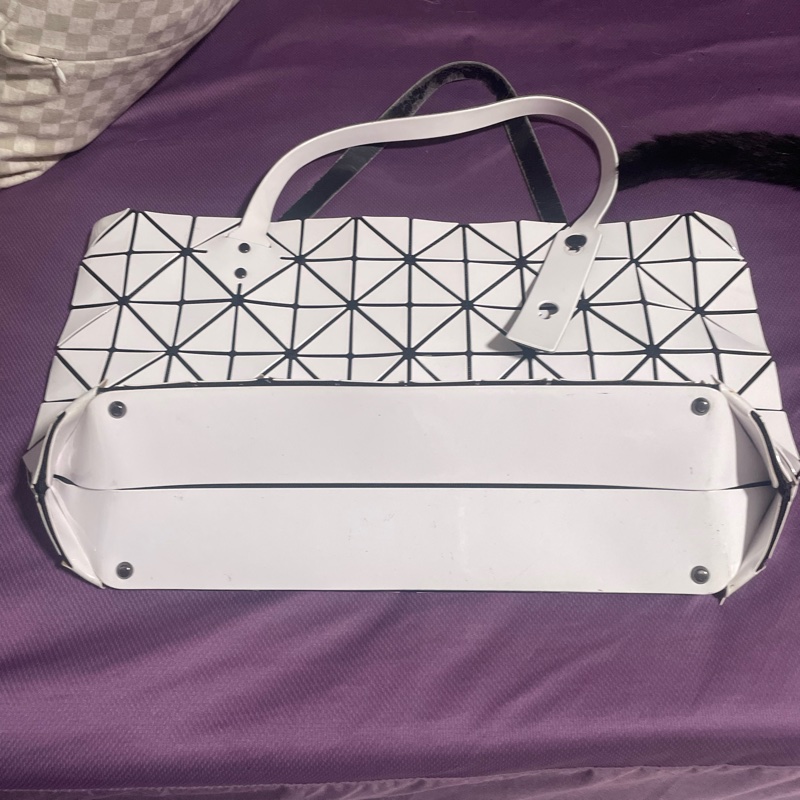 BAO BAO ISSEY MIYAKE 12x7 白色 幾何 長型 托特 拉鏈包-7