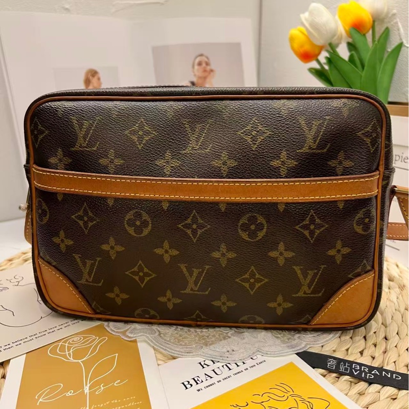 Louis Vuitton Camera Bag(絕版相機包）-5