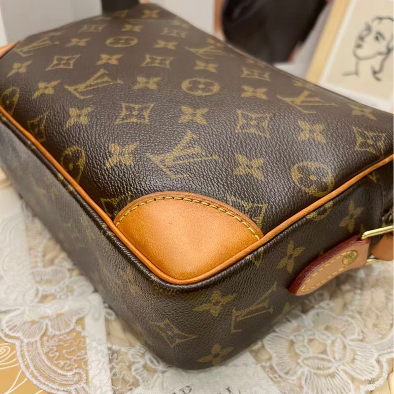 Louis Vuitton Camera Bag(絕版相機包）-8