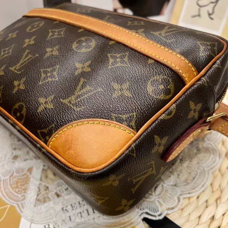 Louis Vuitton Camera Bag(絕版相機包）-11