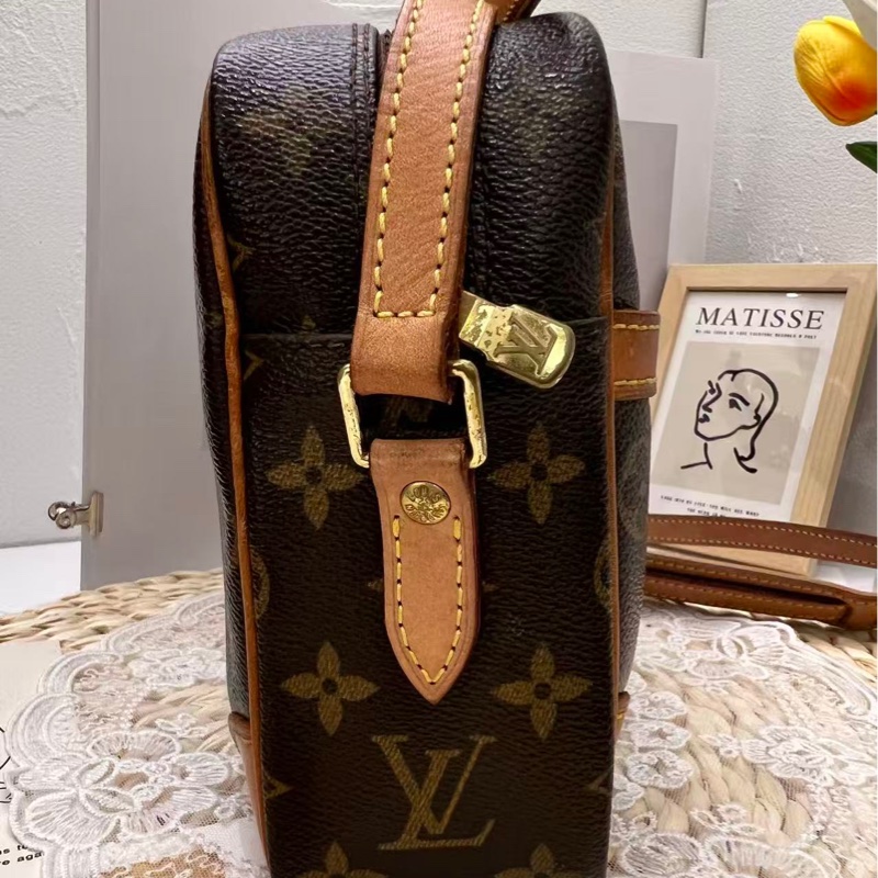 Louis Vuitton Camera Bag(絕版相機包）-14