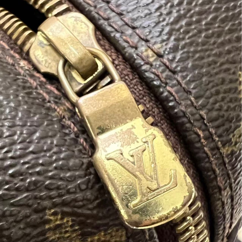 Louis Vuitton Camera Bag(絕版相機包）-17