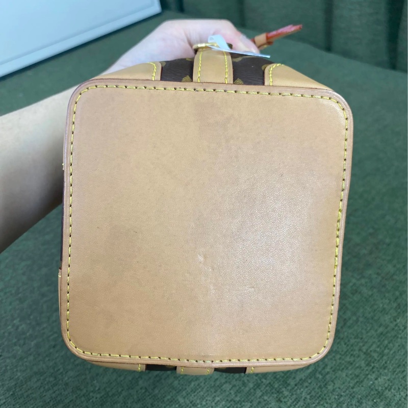 LV 老花燒麥包-5