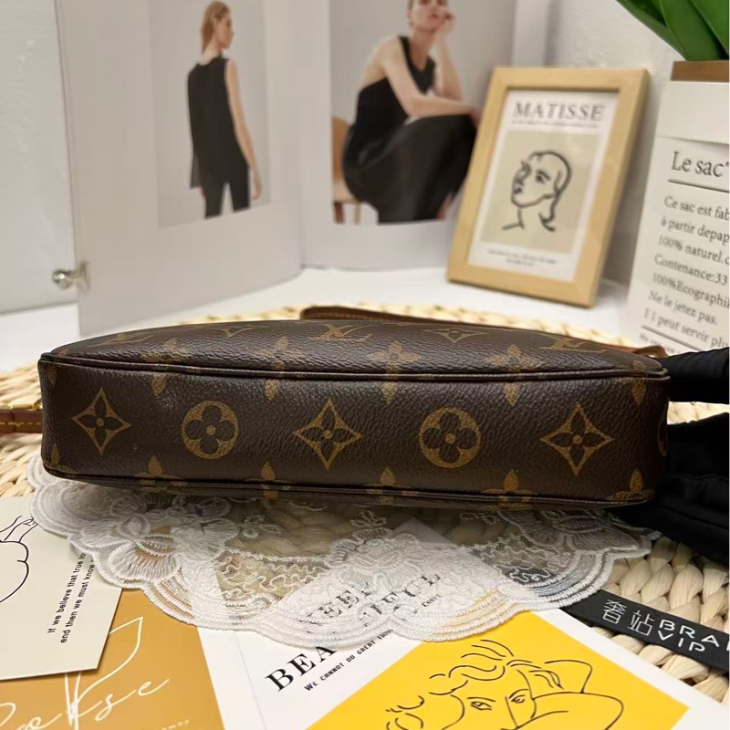 LV Pochette Accessoires Monogram(22年芯片）-7