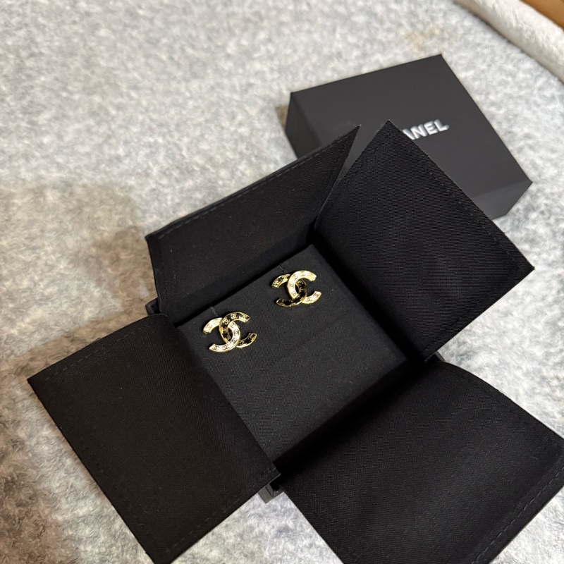Chanel香奈兒雙C黑白琺瑯耳環-2