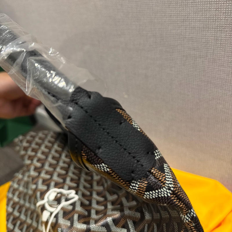 Goyard Hobo Boheme PM NOIR-10