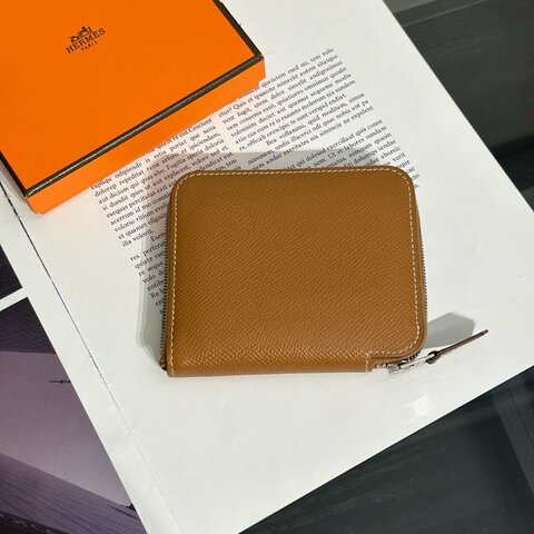 HERMES Silk'in 絲巾拉鍊短夾 - 金棕 / 動物之城 D