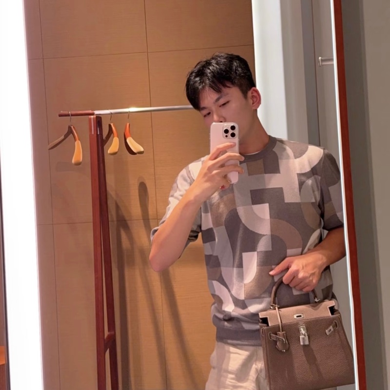 HERMÈS 愛馬仕  男款圓領針織衫-1