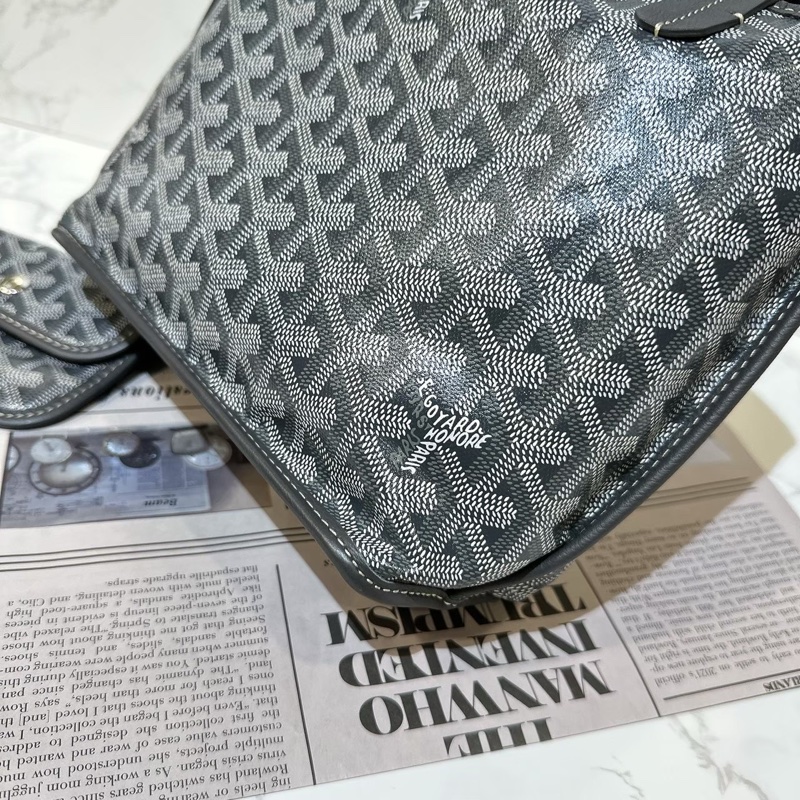 降價囉🎉GOYARD MINI TOTE 灰色-7