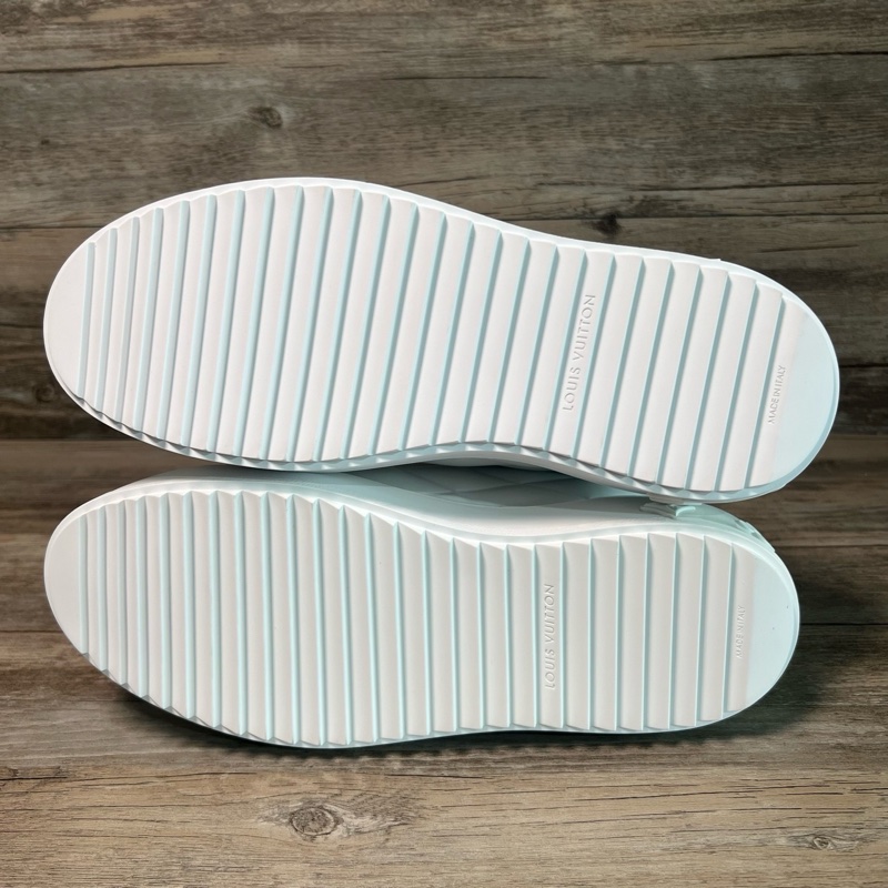 閒置新未使用 LV路易威登 time out 女款 白棕38.5碼-5