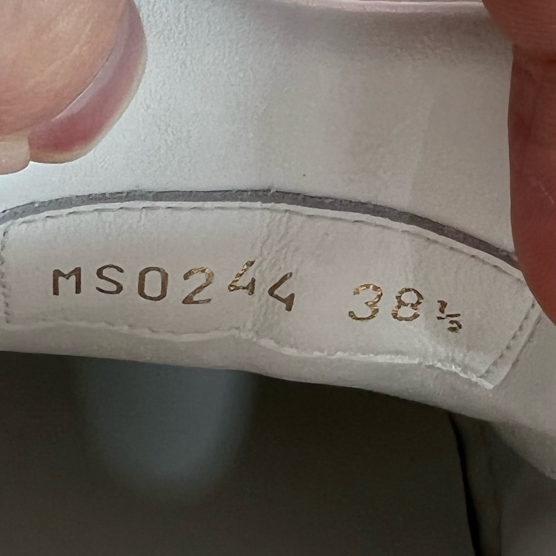 閒置新未使用 LV路易威登 time out 女款 白棕38.5碼-6