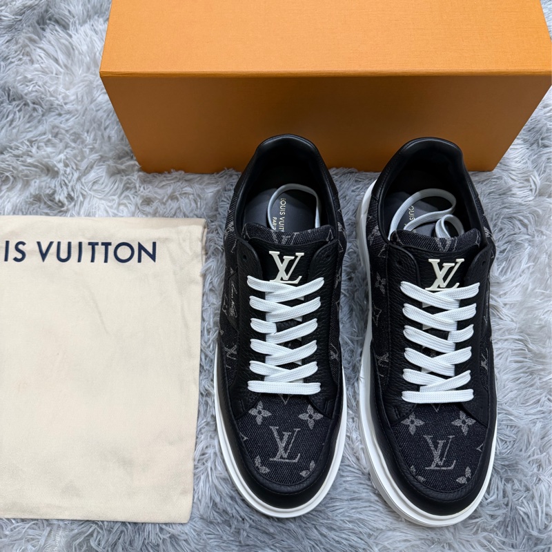✨Lv Beverly Hills 黑牛仔 尺寸8碼 99新 落地一次-0