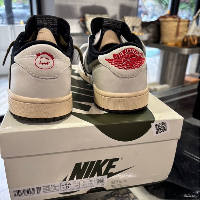 近新全配🌟Air Jordan 1 Low Travis Scott 倒勾｜Classic Trend CT精品｜台北東區實體-4