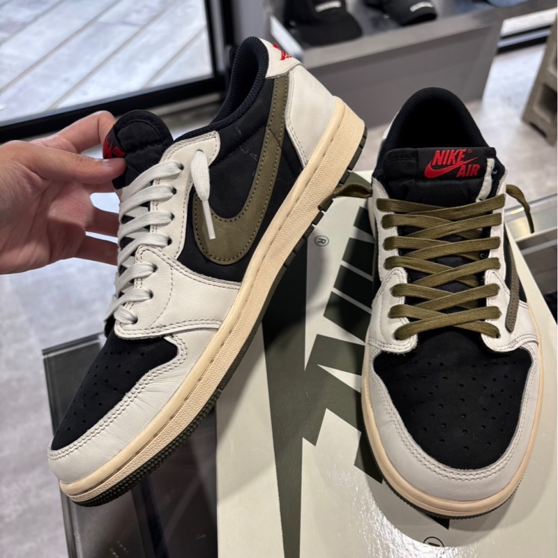 近新全配🌟Air Jordan 1 Low Travis Scott 倒勾｜Classic Trend CT精品｜台北東區實體-9