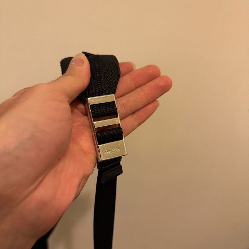 PRADA  2VZ013 限量 黑白尼龍 漫畫 單肩包-5