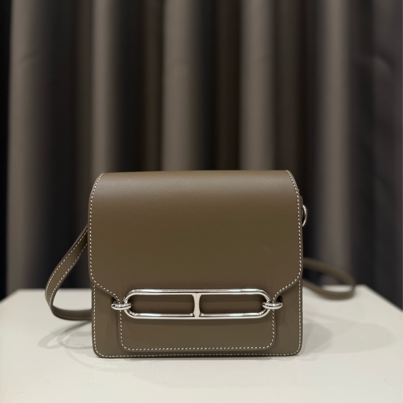 （超級爆款🫧）Hermes Roulis豬鼻子斜背包 大象灰mini Y刻 銀色五金-0