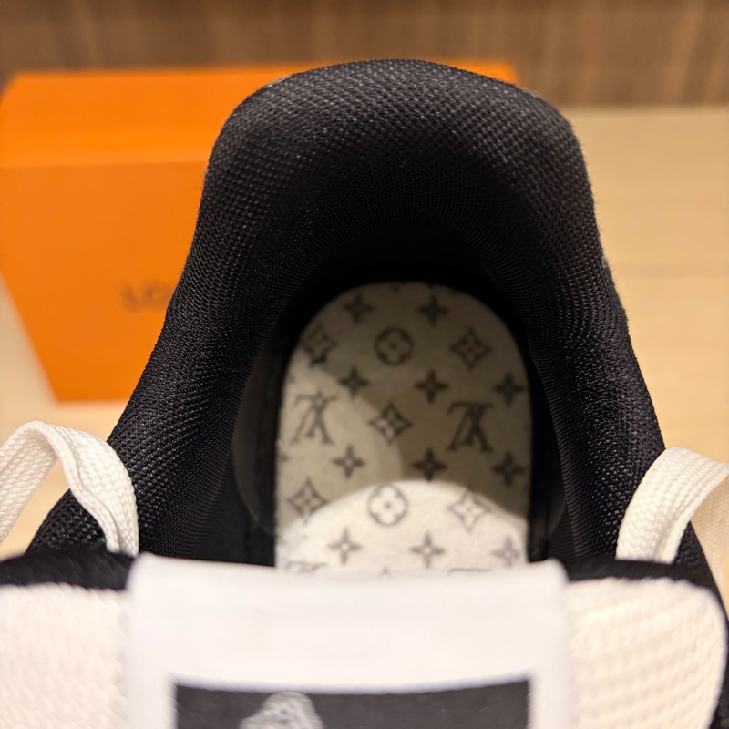 Louis Vuitton路易威登Trainer黑白魔術貼板鞋 40.5碼 近全新-8