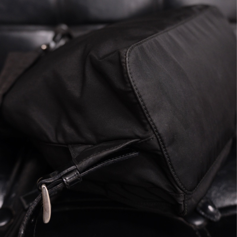 Prada Nylon Vintage Backpack 25 普拉達黑色中古尼龍背包/書包-16