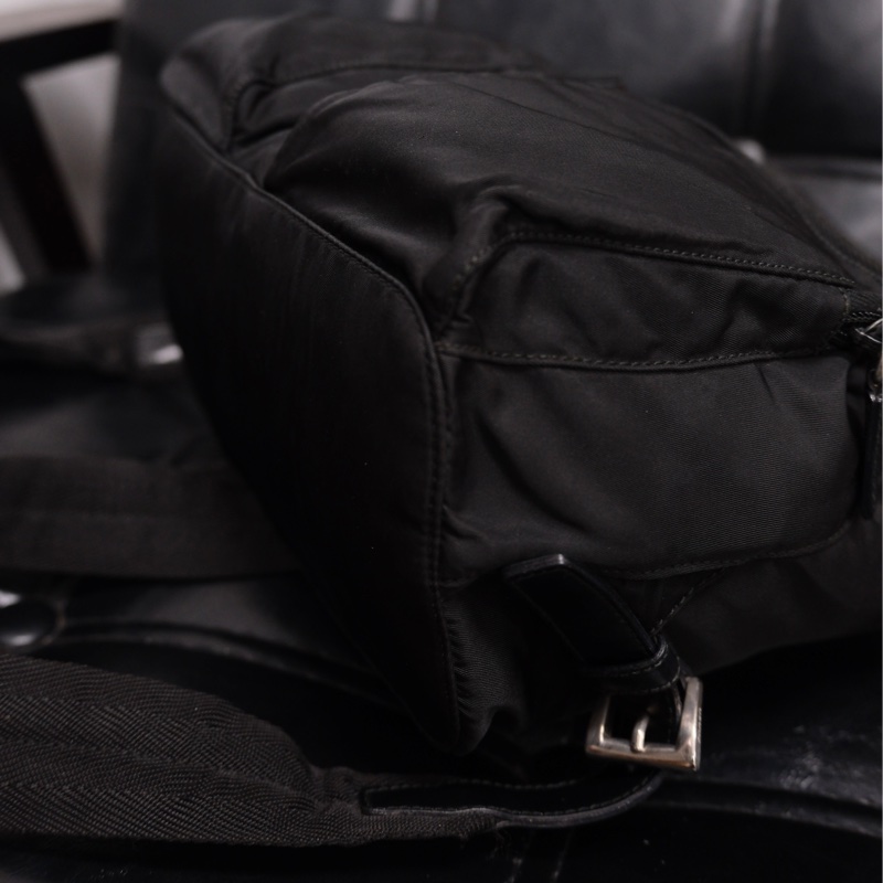 Prada Nylon Vintage Backpack 25 普拉達黑色中古尼龍背包/書包-17