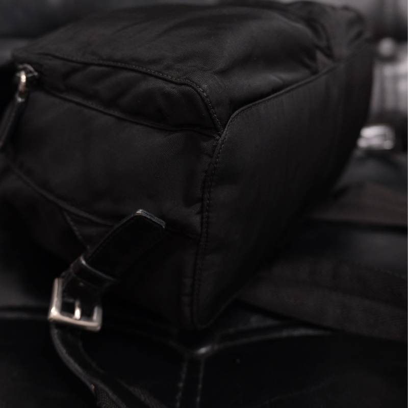Prada Nylon Vintage Backpack 25 普拉達黑色中古尼龍背包/書包-18