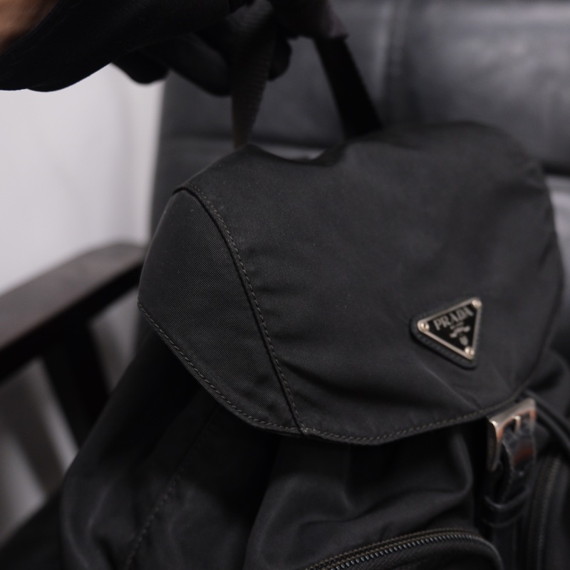 Prada Nylon Vintage Backpack 25 普拉達黑色中古尼龍背包/書包-19