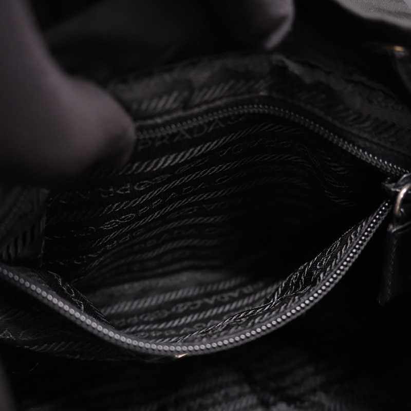 Prada Nylon Vintage Backpack 25 普拉達黑色中古尼龍背包/書包-24
