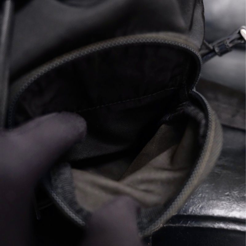 Prada Nylon Vintage Backpack 25 普拉達黑色中古尼龍背包/書包-25