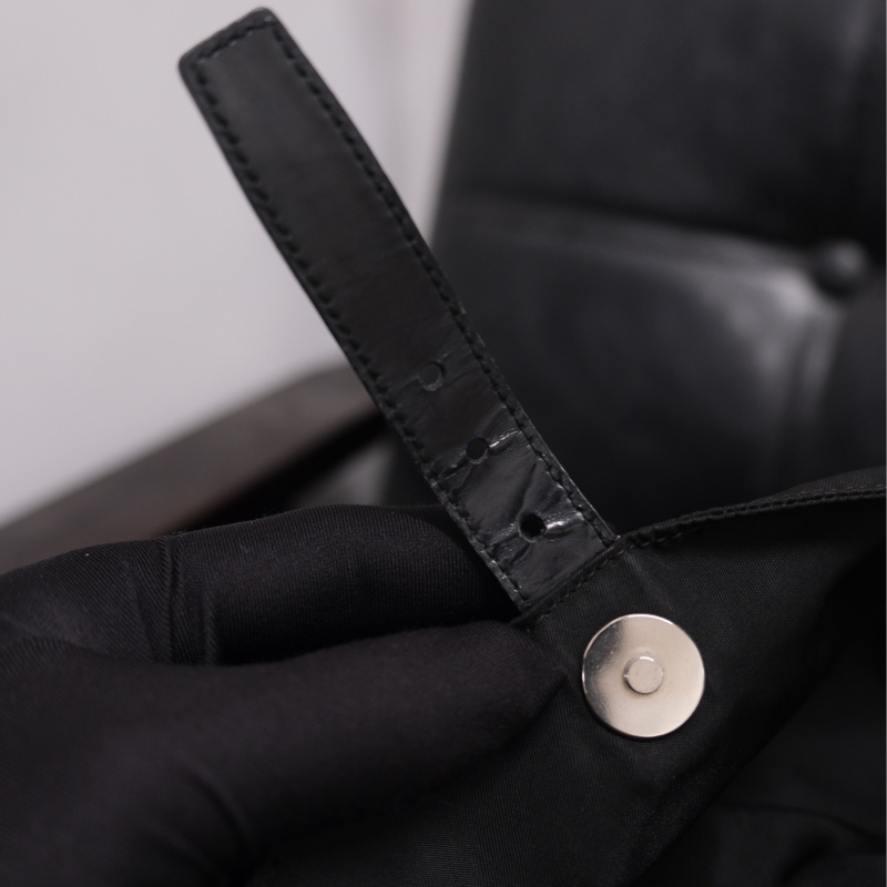 Prada Nylon Vintage Backpack 25 普拉達黑色中古尼龍背包/書包-29