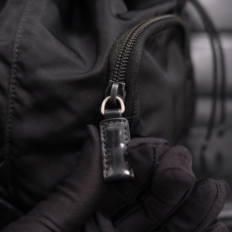 Prada Nylon Vintage Backpack 25 普拉達黑色中古尼龍背包/書包-31