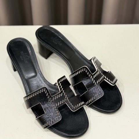 Hermes Oasis 粗根拖鞋39號