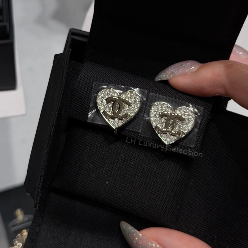 CHANEL26p愛心水鑽雙clogo耳夾💎【沒有耳洞的仙女們快來～😍】-4