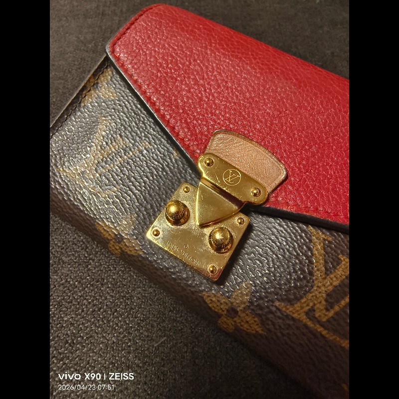 LV pallas三折領錢/短夾錢包-1