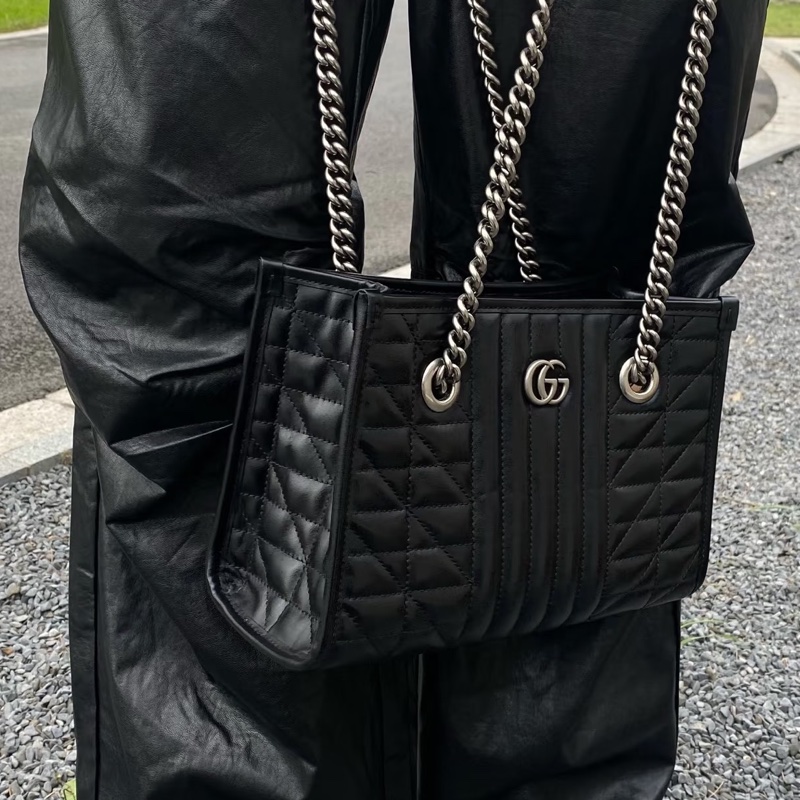 GUCCI古馳GG Marmont幾系列黑色縺條全皮托特包 👜-1