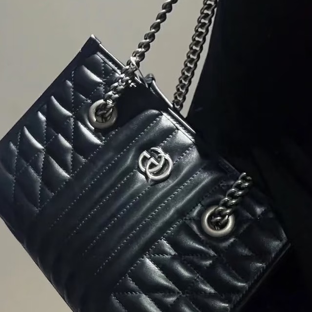 GUCCI古馳GG Marmont幾系列黑色縺條全皮托特包 👜-17