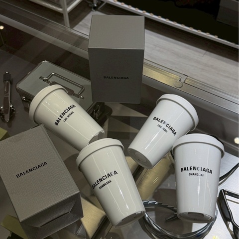 巴黎世家陶瓷杯杯