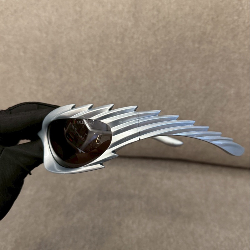 巴黎世家銀色墨鏡-1