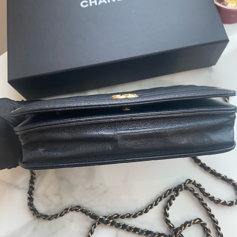Chanel 黑金v紋山羊皮woc-5