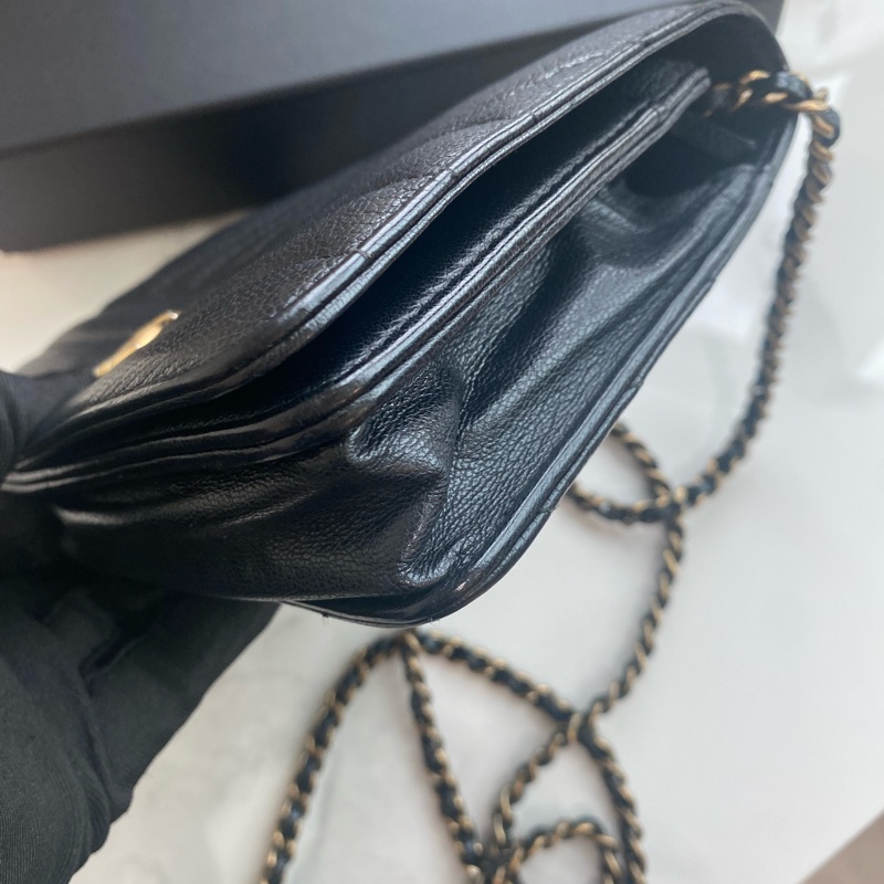 Chanel 黑金v紋山羊皮woc-6