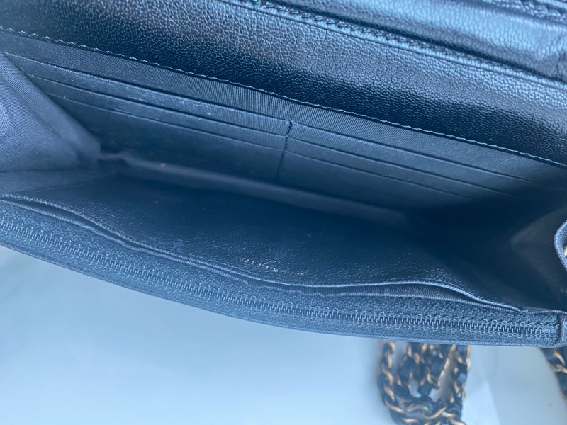 Chanel 黑金v紋山羊皮woc-12