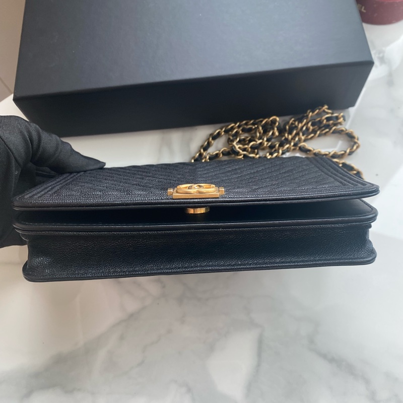 Chanel 黑金v紋leboy 荔枝牛皮woc-2