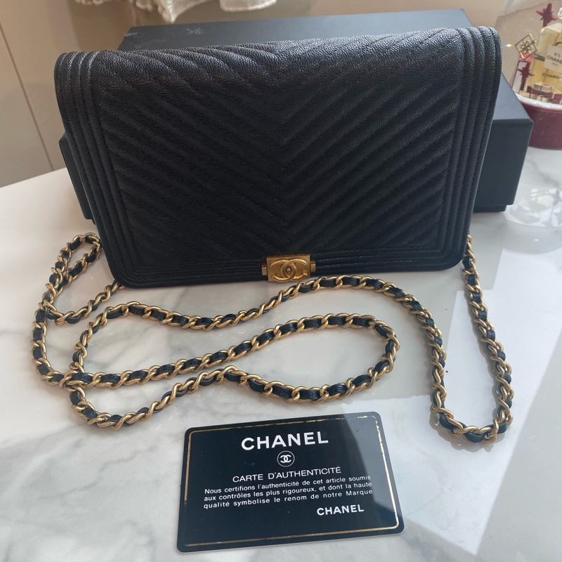 Chanel 黑金v紋leboy 荔枝牛皮woc-12