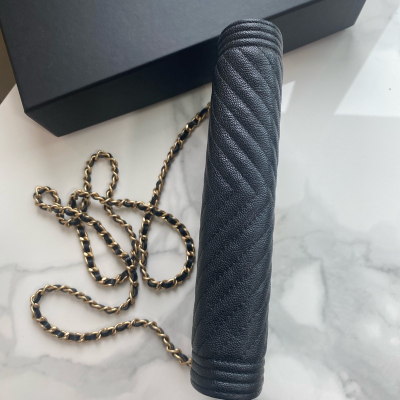 Chanel 黑金v紋leboy 荔枝牛皮woc-13