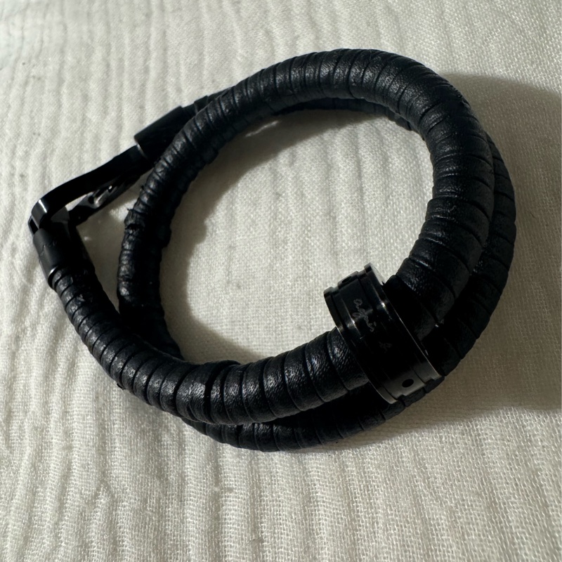 agnes b 黑色手環-1