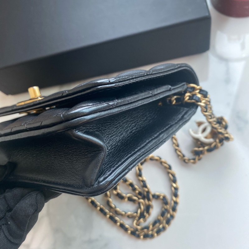 Chanel 黑金24a珐琅調節扣woc-13