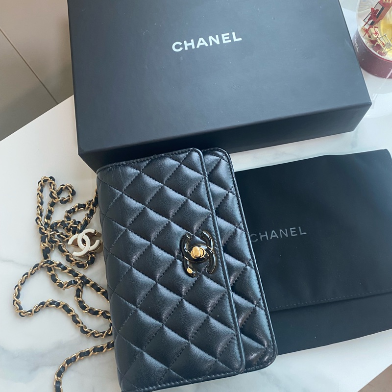 Chanel 黑金24a珐琅調節扣woc-14