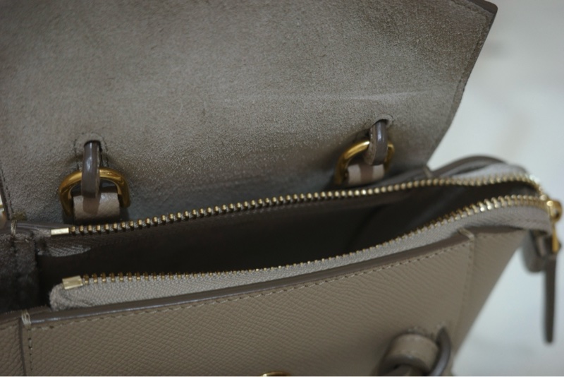 九成新 Celine nano belt bag 鯰魚包 奶茶色-5